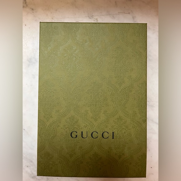 GUCCI Notebook - Picture 3 of 9